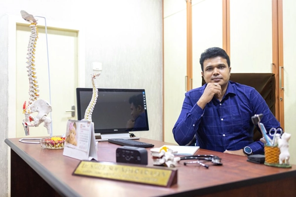 Meet Dr. Sibee Soundarajan - OxyPlus Wellness Director Dr. Sibee Soundarajan offers expert holistic care for healing, energy balance, and well-being